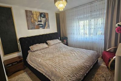 Apartament cu 4 camere decomandat în Dacia - 5