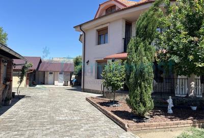 Casă individuală cu 8 camere cu Canalizare în Episcopia Bihorului - 4