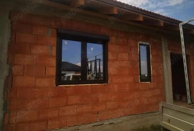 Casă cu Teren 790 Mp în Parța - 3