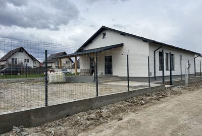 Casă cu 4 camere în Geamăna - 8