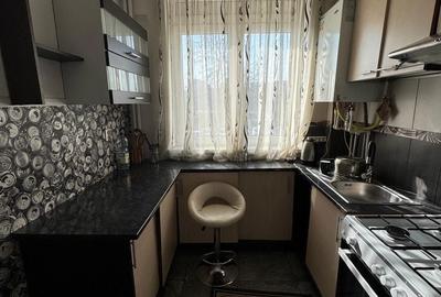 Apartament cu 3 camere, mobilat în Podu Roș - 2