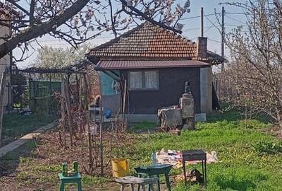 Casă cu 3 camere cu Teren 863 Mp în Central - 10