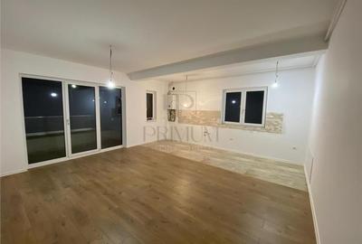 Apartament cu 3 camere decomandat în Torontalului - 2