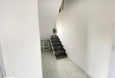 Casă cu 4 camere în Păcurari