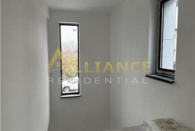 Casă individuală cu 3 camere cu Canalizare în Central - 9