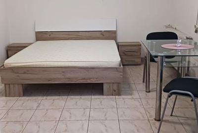 Apartament decomandat în Titan