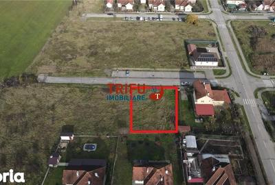 Teren de 812 mp, în Central