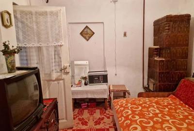 Casa cu teren in proprietate - Investitie - Metrou Piata Muncii - 8