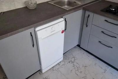 Apartament cu 2 camere decomandat în Obor