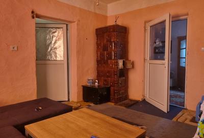 Casă cu 4 camere cu Teren 335 Mp în Central - 7