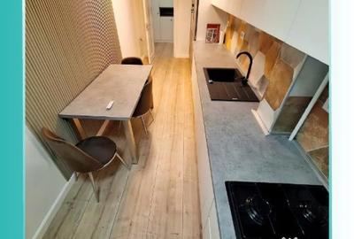 Apartament cu 2 camere decomandat în Banca Națională