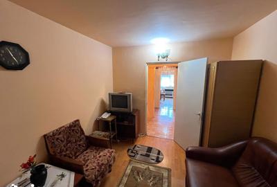 Apartament cu 3 camere în Micro 16 - 15