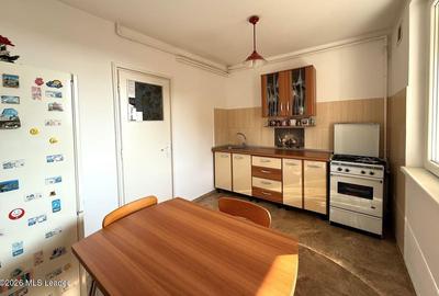 Apartament cu 2 camere semidecomandat, mobilat în Drumul Taberei - 11