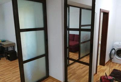 Garsonieră decomandată în 1 Mai - 1