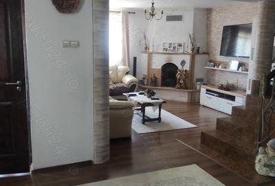 Casă în Central - 14