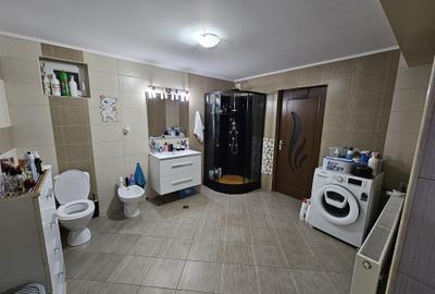 Casă cu 4 camere în Central - 4