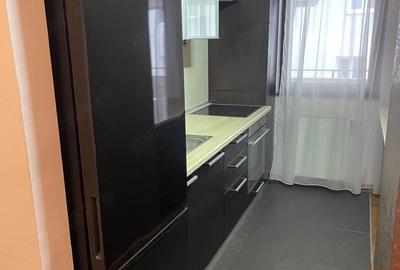 Apartament cu 3 camere decomandat în Andrei Mureșanu - 2