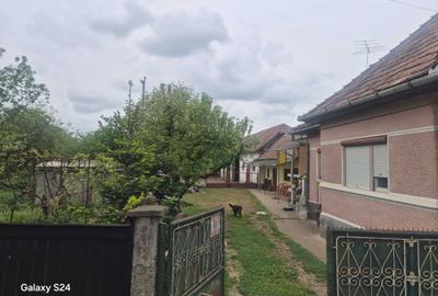 Casă cu 4 camere în Glodeni