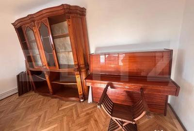 Spațiu comercial, de 320 mp, în Central - 13