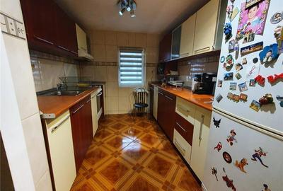 Apartament cu 3 camere decomandat în Carol Davila - 2