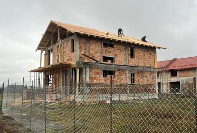 Casă cu 4 camere cu Teren 500 Mp în Sânpetru - 8