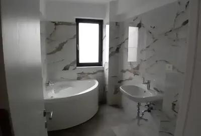 Apartament cu 3 camere decomandat în Titan - 5