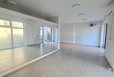 Spațiu comercial, de 55 mp, în Central - 2