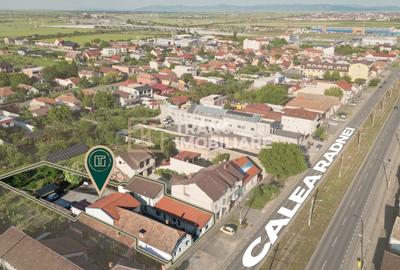 Casă individuală cu 11 camere cu Canalizare în Micălaca - 1