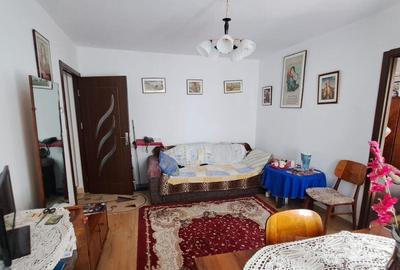 Doua camere etajul 1, Km 4-5