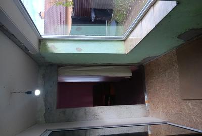 Casa de vanzare in Petrosani zona colonie - 6