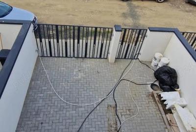 Triplex 2024 Calea Urseni de vanzare - 2