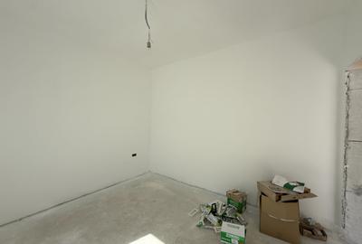 Duplex cu 3 camere cu Canalizare în Utvin - 12