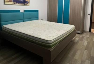 Apartament cu 2 camere decomandat în Tractorul - 1