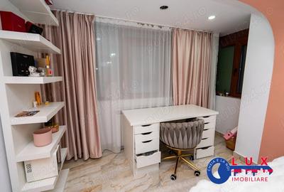 Apartament cu 3 camere semidecomandat în Babadag - 5