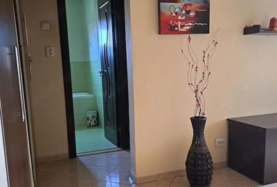 Apartament cu 2 camere decomandat în Calea București - 9
