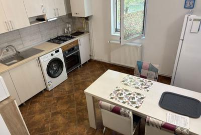 Apartament cu 2 camere decomandat în Bucium