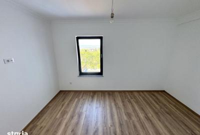 Casă cu 4 camere cu Teren 480 Mp în Bucium - 8