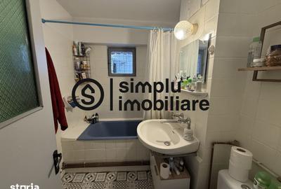 Apartament cu 3 camere decomandat în Sărari - 5