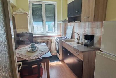 Apartament cu 2 camere în Decebal - 5