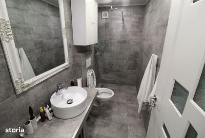 Casă cu 5 camere cu Teren 425 Mp în Central - 10