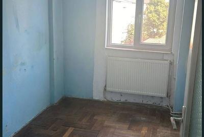 Apartament cu 3 camere decomandat în Central - 3