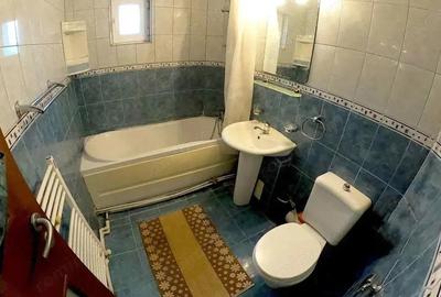 Apartament 3 cam.decomandat, Port,et 4/4 - 3
