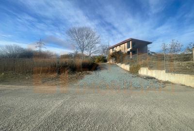 Teren intravilan situat in zona Agigea-Poarta 10 Teren intravilan situat in zona Agigea-Poarta 10 - 10