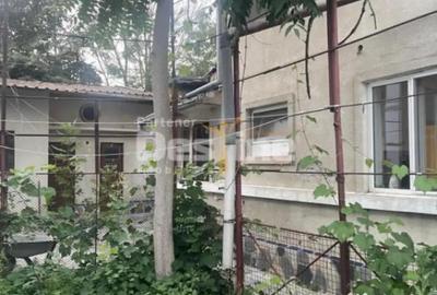 Casă cu 4 camere cu Teren 400 Mp în Petricani - 2