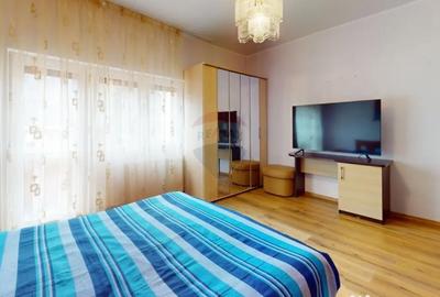 Casă cu 7 camere cu Garaj în Platoul Izvor - 8