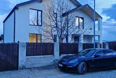 Casă cu 4 camere cu Teren 185 Mp în Sânpetru - 2