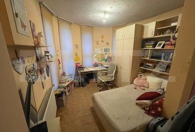 Casa cu 6 camere,teren 516 mp, zona Centru - 2
