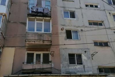 Apartament cu 3 camere în Tineretului - 6
