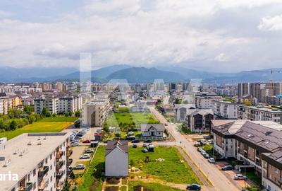Apartament cu 3 camere în Tractorul