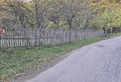 Teren Construcții intravilan de 600 mp, în Lăbușești - 2